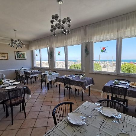 Hotel Vistamare Viserba Rimini Luaran gambar