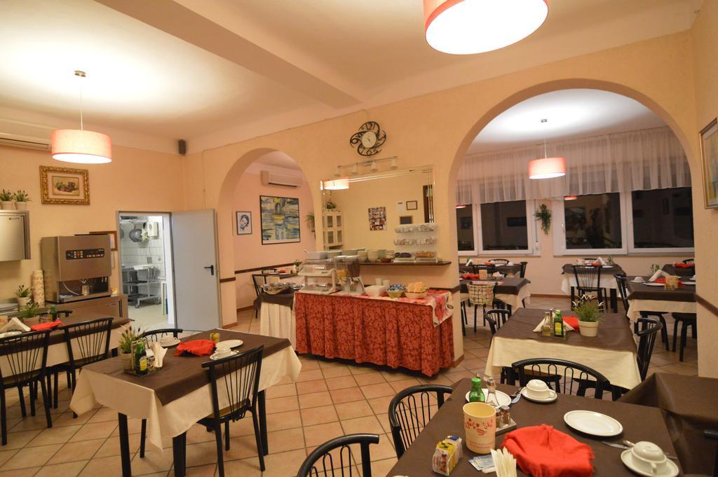 Hotel Vistamare Viserba Rimini Luaran gambar