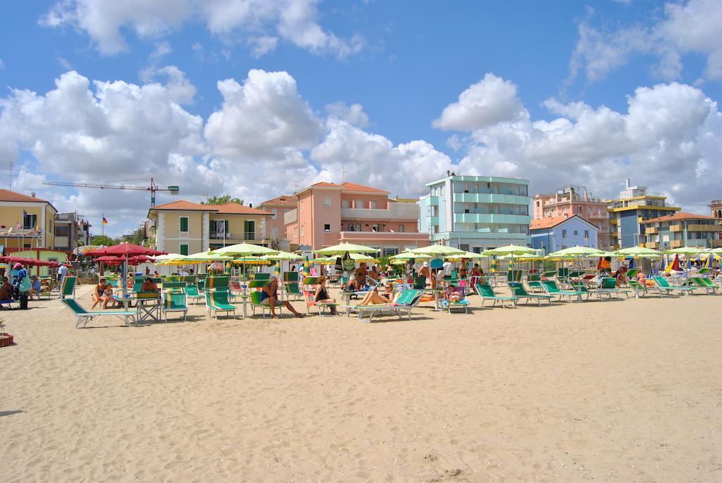 Hotel Vistamare Viserba Rimini Luaran gambar